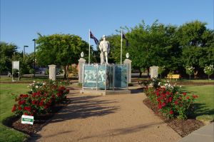 WW1 Memorial Park - Accommodation in Bendigo